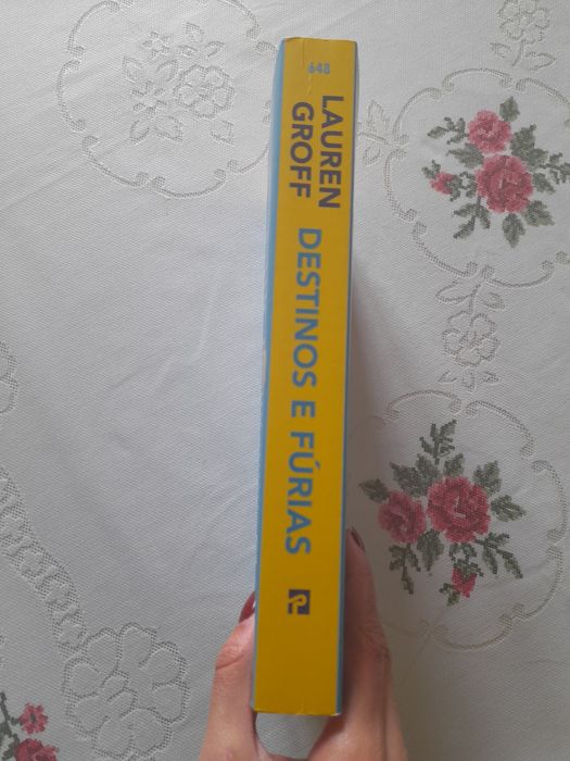 Livro Destinos e Fúrias