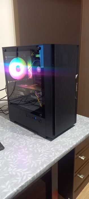 Komputer Ryzen 5 8400f B650m Rx 6650 XT  Nvme m2