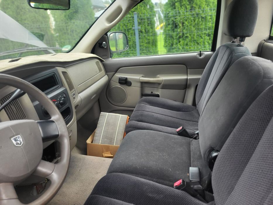 Dodge Ram 1500 regular cab