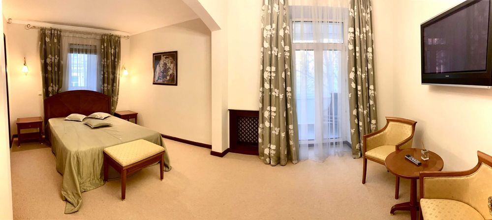 Оренда, вул. Михайлівська, 4 к. 180 м2, від господині, шикарна