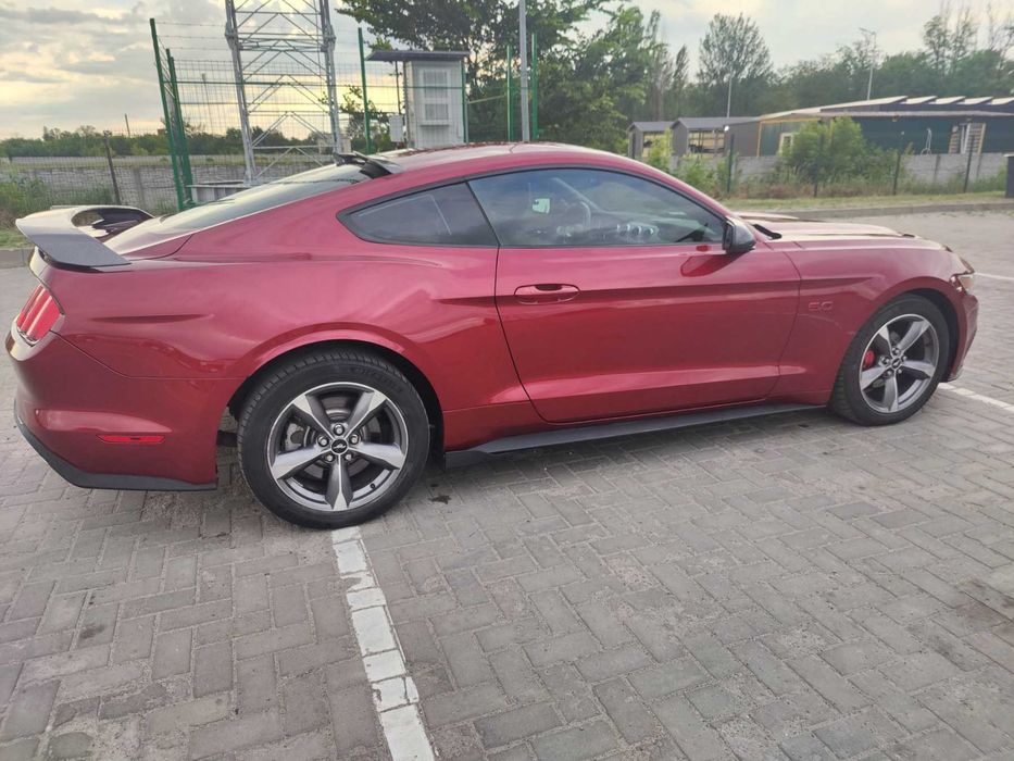Ford Mustang 2017 VIN 1FA6P8CF0H5330830 фото оголошення 7 з 24