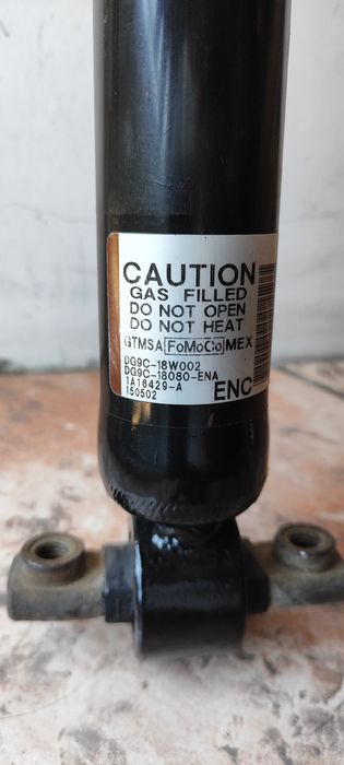 Задній амортизатор ford fusion hybrid energy