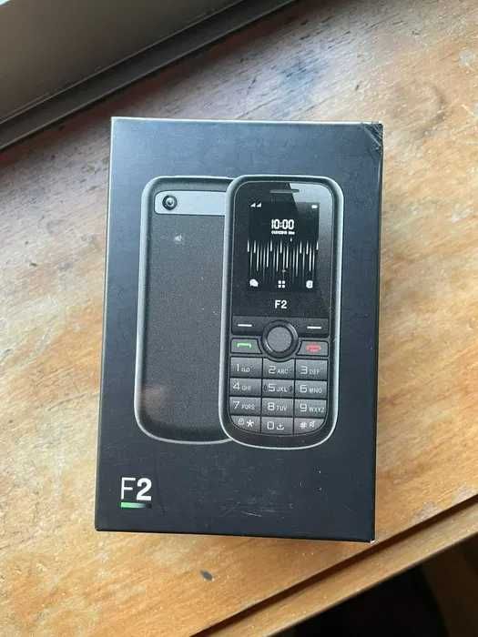 Telemóvel f2 para 2 cartões desbloqueado