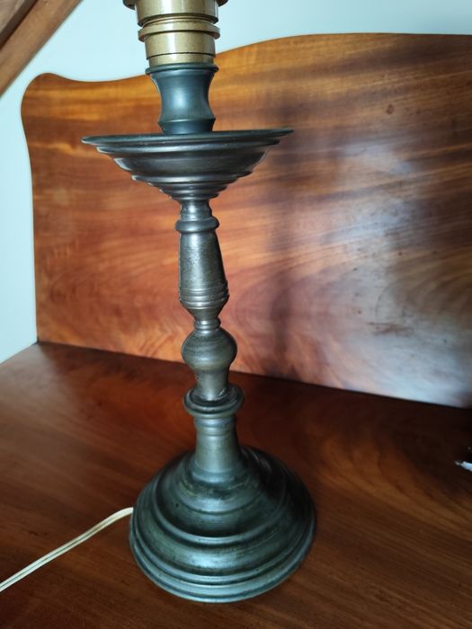 Base de candeeiro de mesa