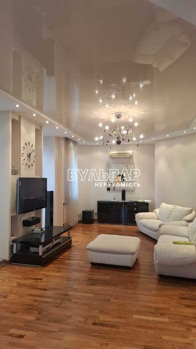 Продам 4 к.кв - 190 м2,, ЖК Азарин, Отакара Яроша 16-Б +2 паркоместа