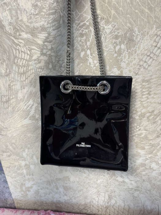 Стильная Сумка  натуральная лаковая женская Polina