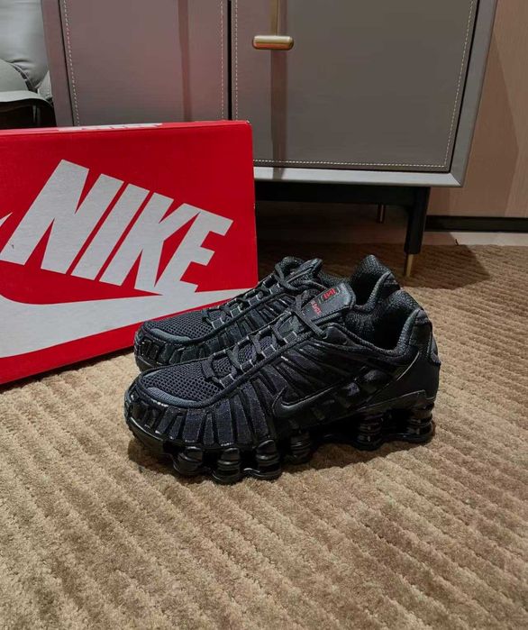 Buty sportowe Nike_Shox_TL_Black_Gum Rozmiar.43