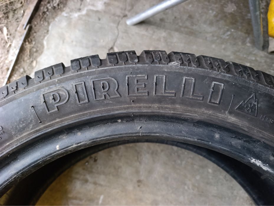 17 205/50 Pirelli SottoZero Winter240 шини зимові