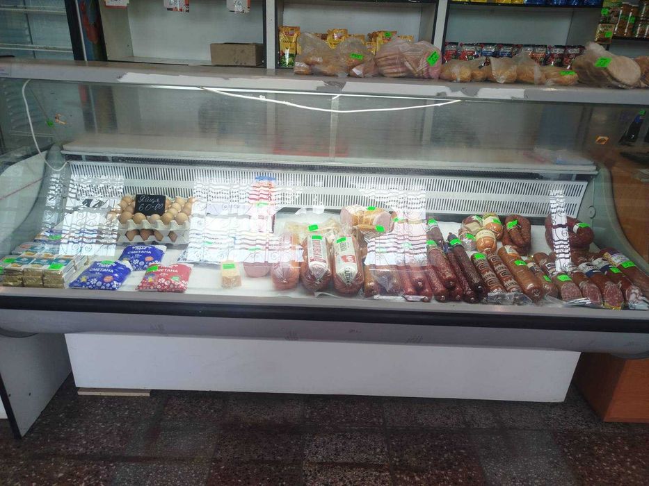 Продаються  холодильні вітрини