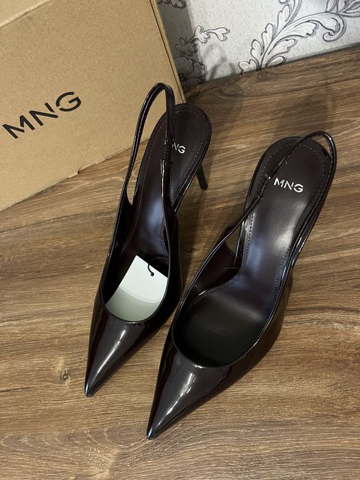 Лаковані туфлі Mango