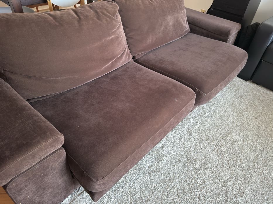 Sofa castanho 3 lugares