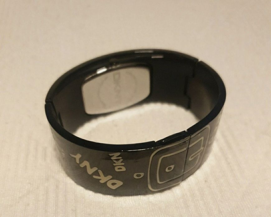 Relógio metálico DKNY