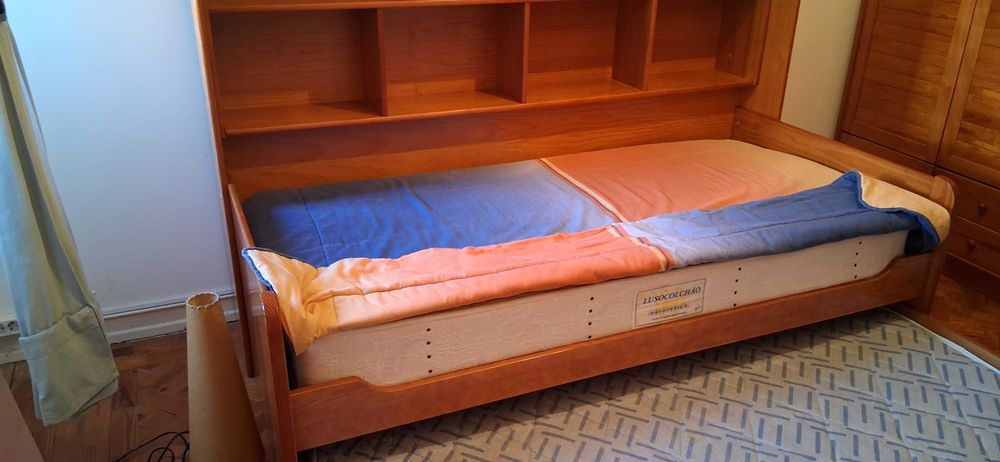 Movel cama dupla com movel secretária