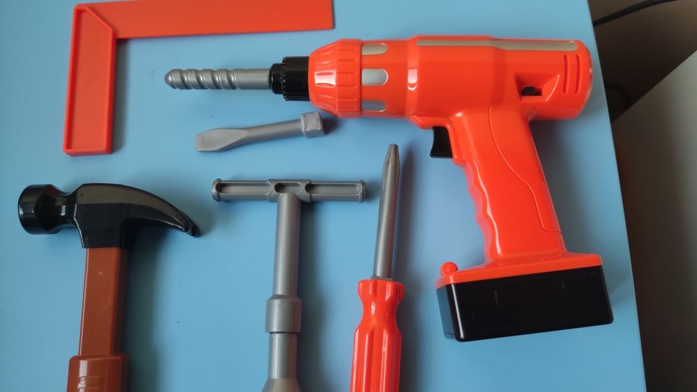 Narzędzia narzędziówka wkrętarka majsterkowicz