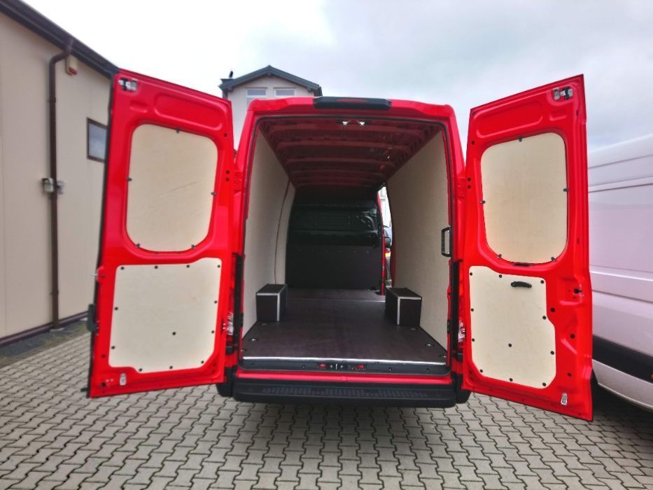 Iveco Daily L4H2 Profesjonalne zabudowy aut dostawczych