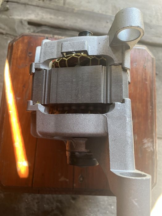 Двигун пральної машини Welling YXT220-2C(L)