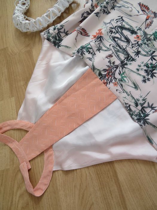 H&M jak Nowa bluzka damska koszula koszulka top KWIATY PTAKI,  40  L