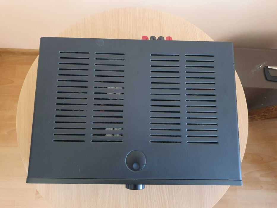 Cambridge Audio Azur 650A