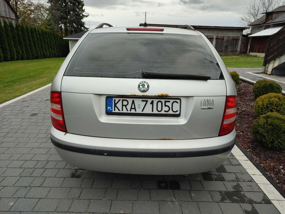 Skoda Fabia 1.4 16V 75KM Sport Line