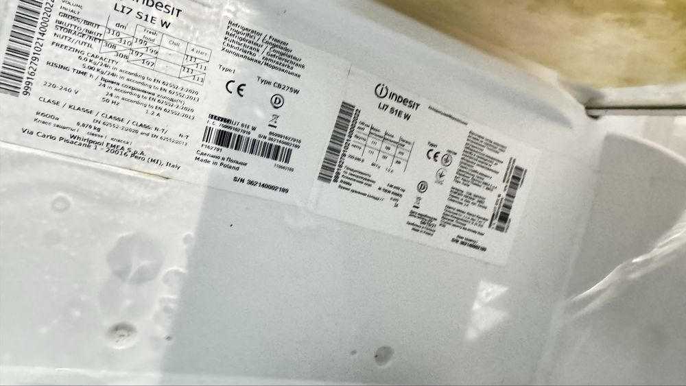 Geladeira para retira peças