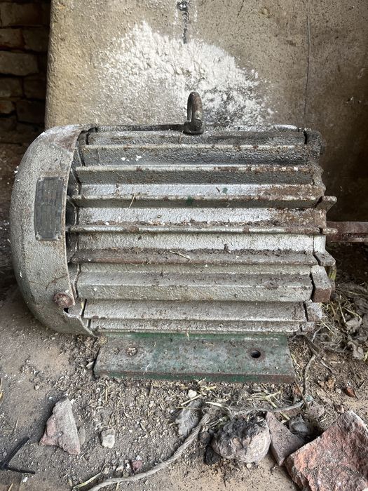 Silnik 7.5-11 kw brak tabliczni znamionowej