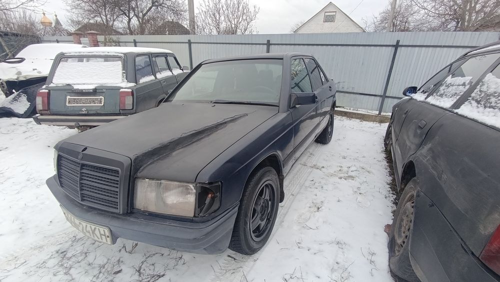 Продам Мерс 190 газ бензин