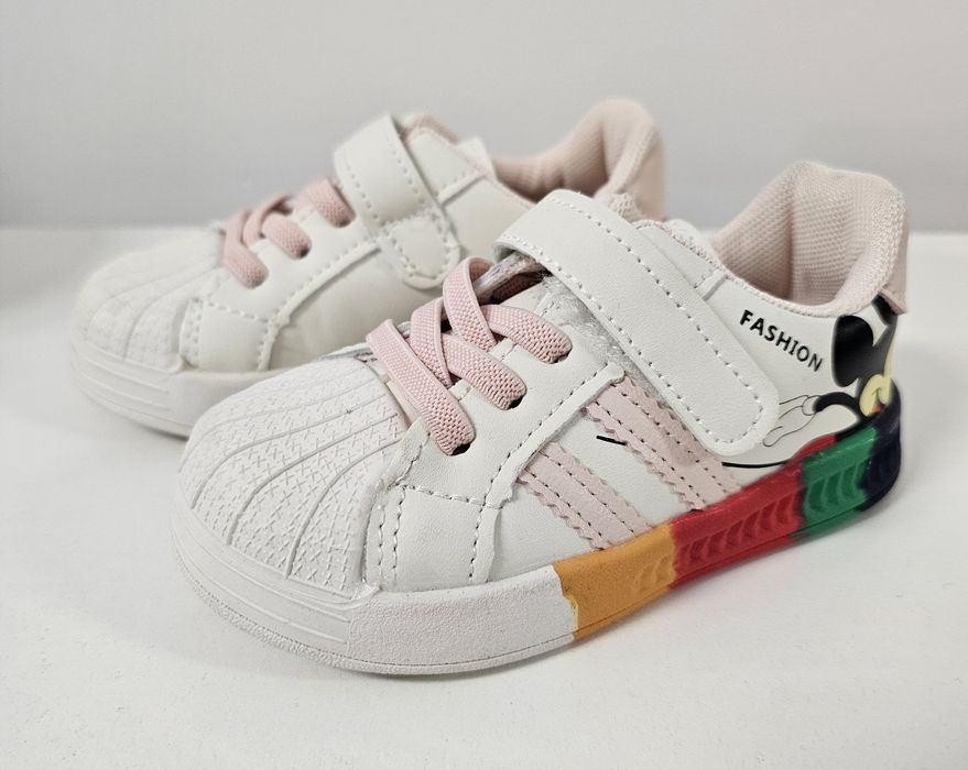 Nowe buty w stylu Adidas SuperStar