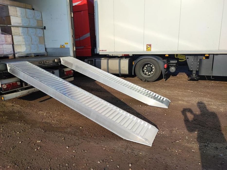 Najazdy Aluminiowe Altrap 450cm/6,5tony