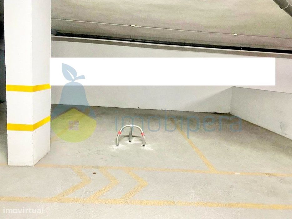 Lugar de Parqueamento em Armação de Pêra