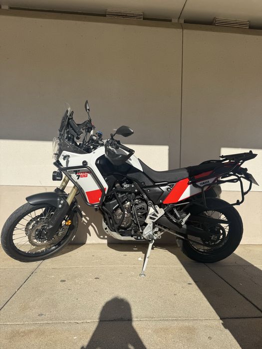 Yamaha Tenere 700 c/ muitos extras
