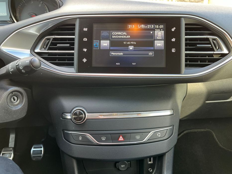 Peugeot 308 1.6 ehdi STYLE NACIONAL