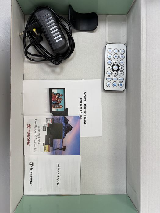 Moldura digital nova + Cartão de Memória 32 GN