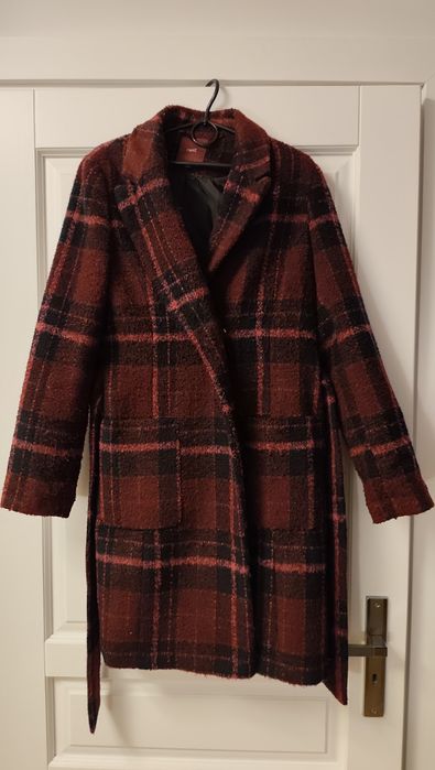 Piękny płaszczyk 38