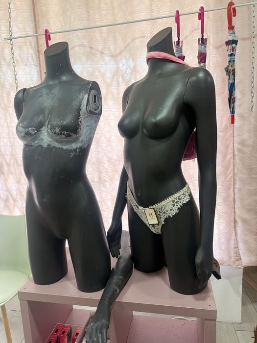 Manequins dois bom estado