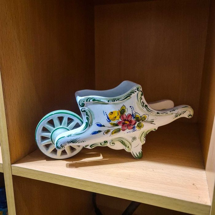 Carro Mão Decorativo Faiança Portuguesa – Ferreiras (Pintado à Mão)