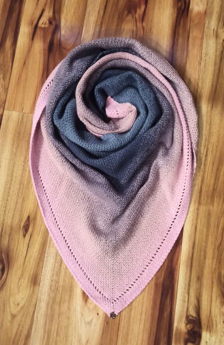 Chusta na szydełku ombre, wzór mech