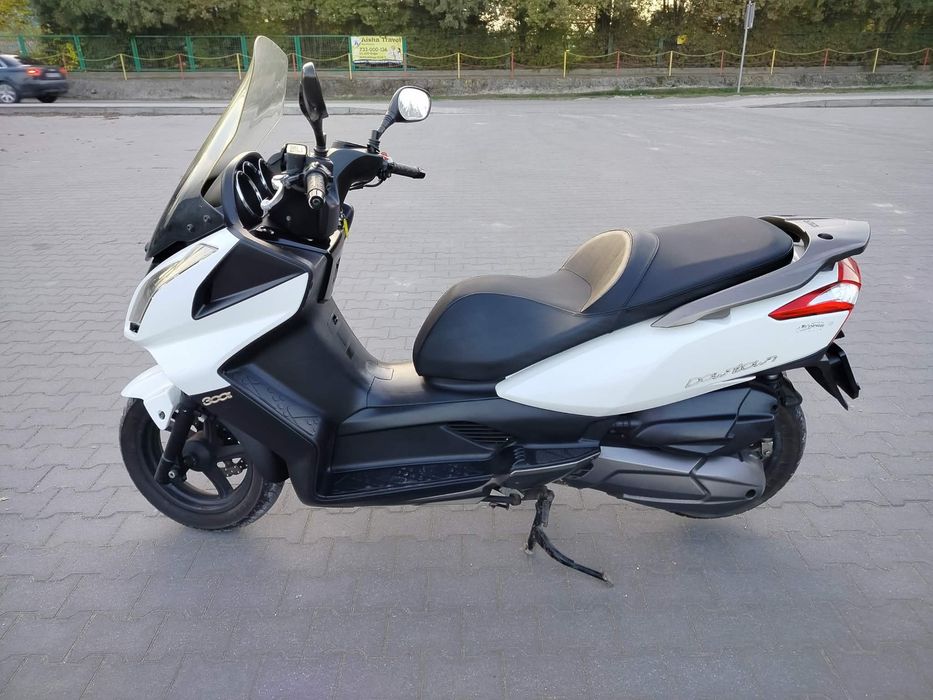 Witam sprzedam skuter kymco 300