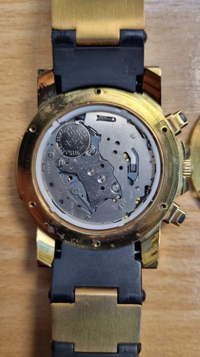 Часы ulysse nardin кварцевые хронограф