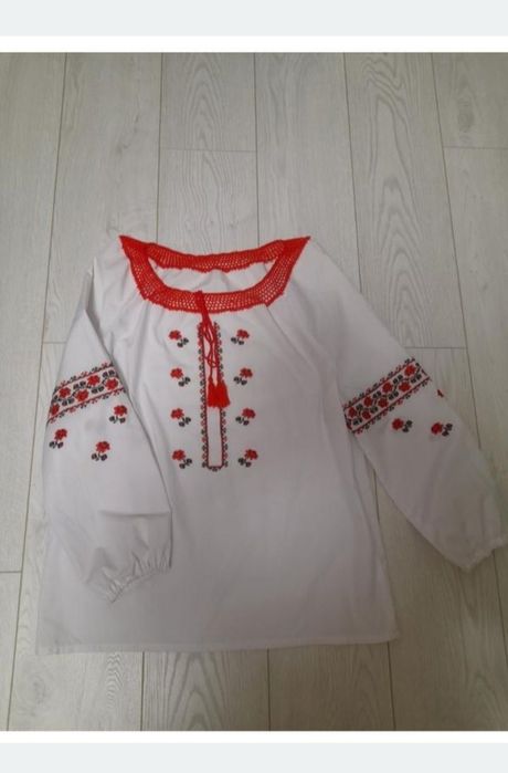 Вишиванка жіноча