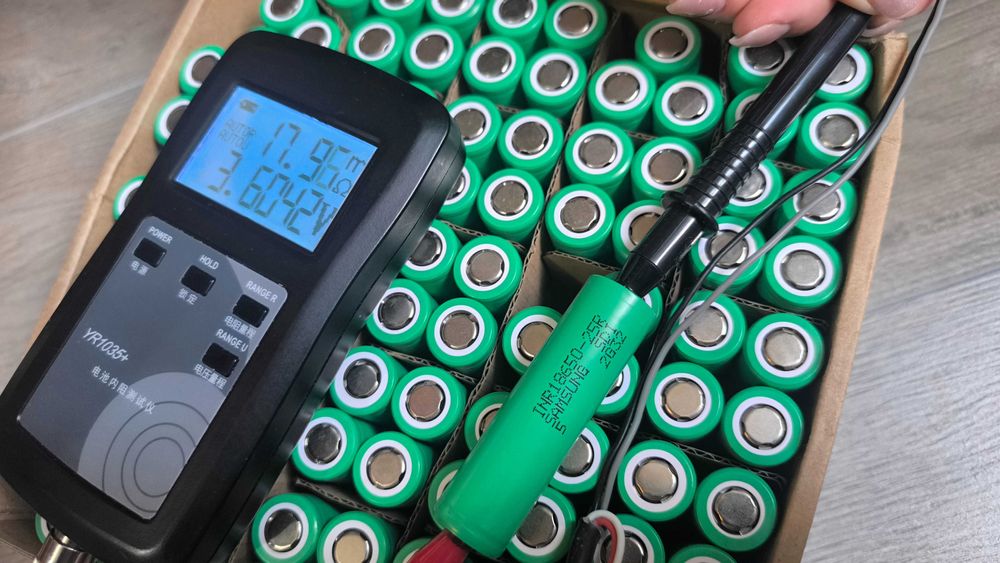 Аккумулятор Li-Ion Samsung INR18650-25R, 2700mAh 20A EVE LJ Dmegc soni