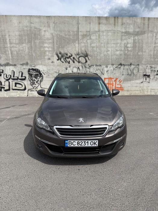 Автомобіль Peugeot 308