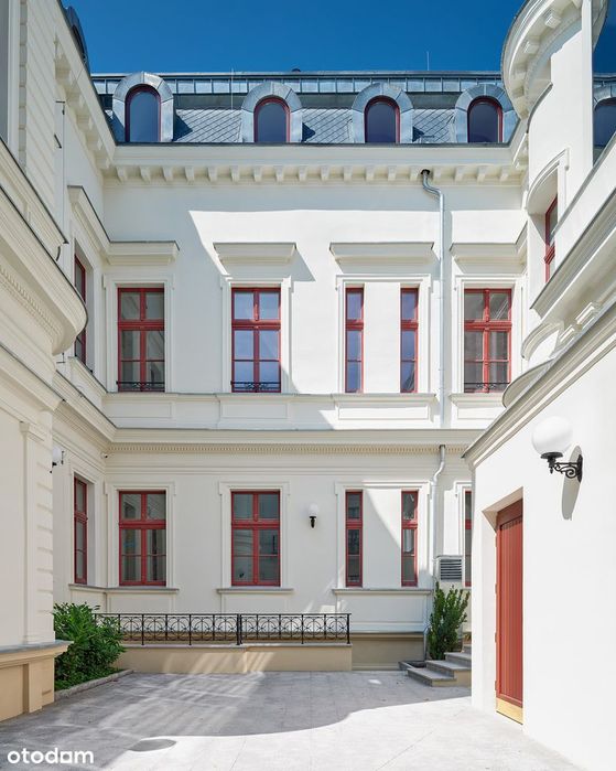 Mieszkanie z dużym tarasem w centrum Łodzi