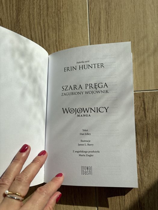 Ksiazka dla dzieci Wojownicy Szara pręga Zagubiony wojownik