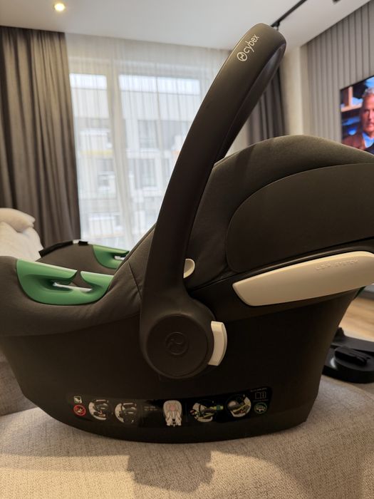 Автокрісло Cybex aton b2,група +0