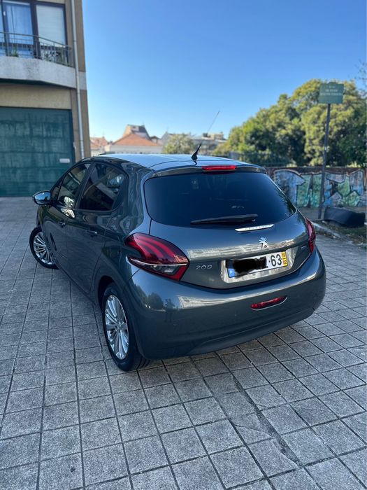 Peugeot 208 1.2 2016