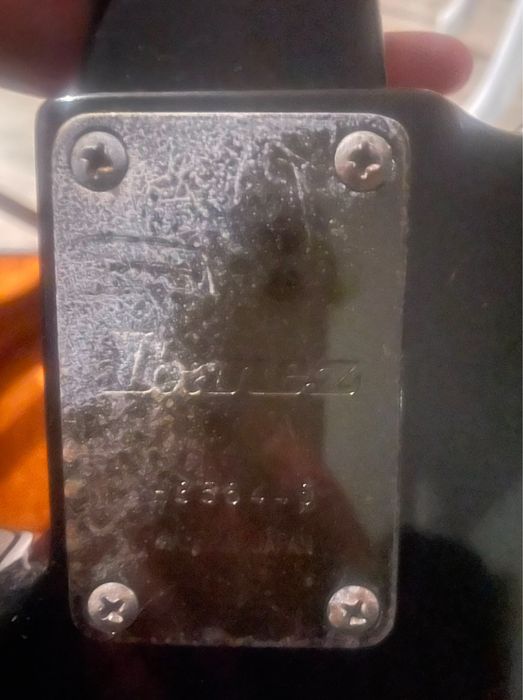 Gitara basowa  ibanez axtar