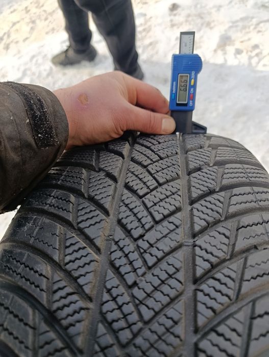 Шина 225/55/18 Bridgestone