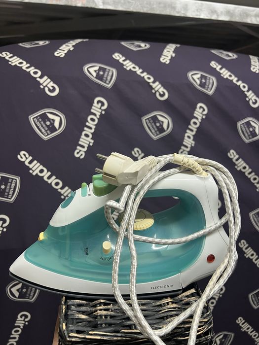Ferro engomar electroniq