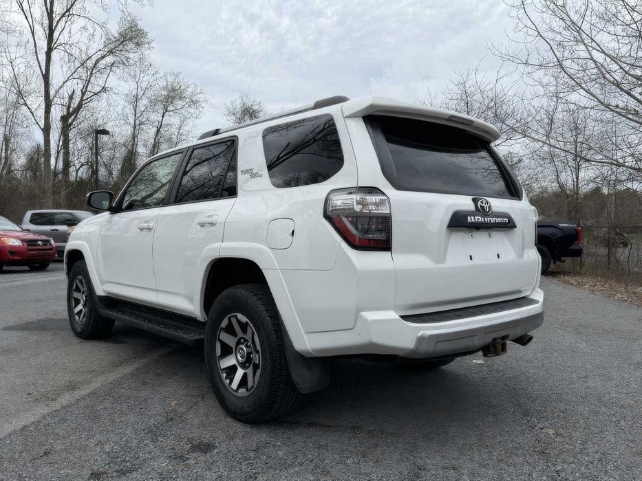 Toyota 4Runner      2018