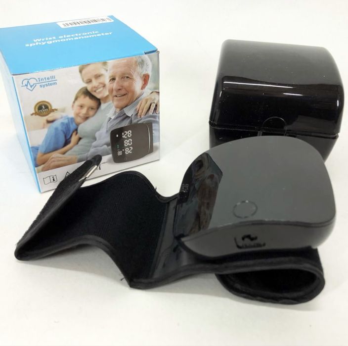 Тонометр на зап’ястя акумуляторний USB-C з пам’яттю. На запястье.